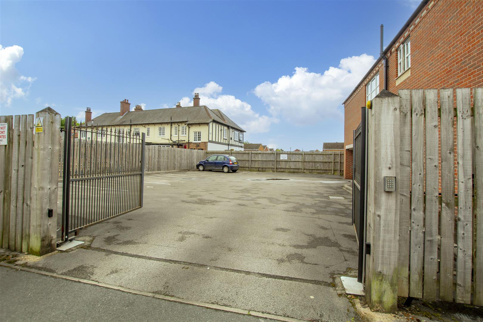 Street, Sandiacre, Nottingham Robert Ellis Estate Agents